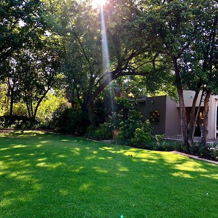 Bella B'S Bed & Breakfast Johannesburg Exterior photo